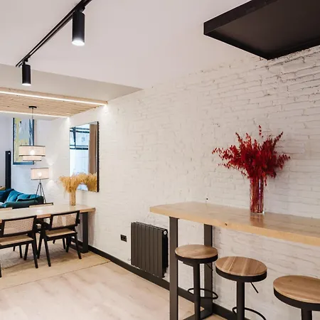 Appartamento Luxury 2 Story Near Passeig De Gracia